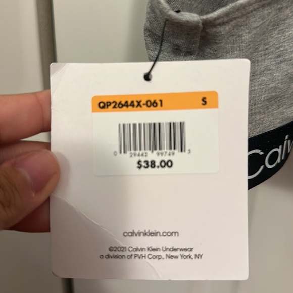Calvin Klein Bra Light Support Size Small Grey color with a little bit of Black - Picture 3 of 3